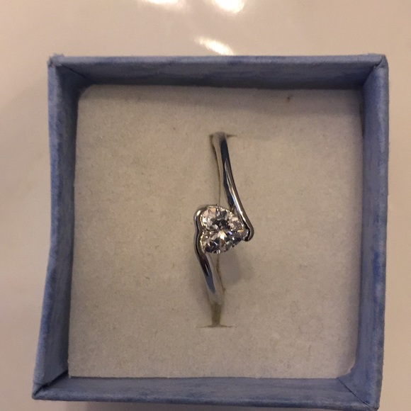 Stamped 925 Silver .5 ct Sapphire heart Size8 RING - Picture 2 of 5